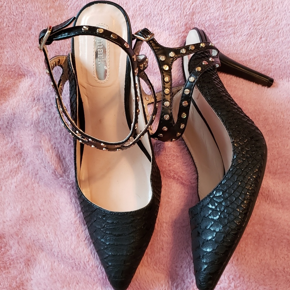 Black Faux Snake Skin 3in Heels w/ Gold Hardware